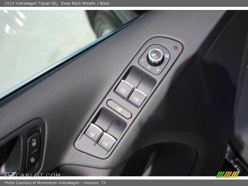 Deep Black Metallic / Black 2014 Volkswagen Tiguan SEL