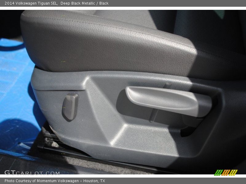 Deep Black Metallic / Black 2014 Volkswagen Tiguan SEL