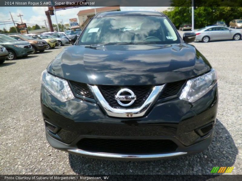 Super Black / Charcoal 2014 Nissan Rogue S AWD