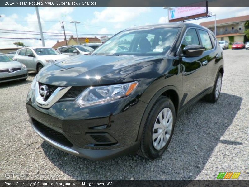 Super Black / Charcoal 2014 Nissan Rogue S AWD