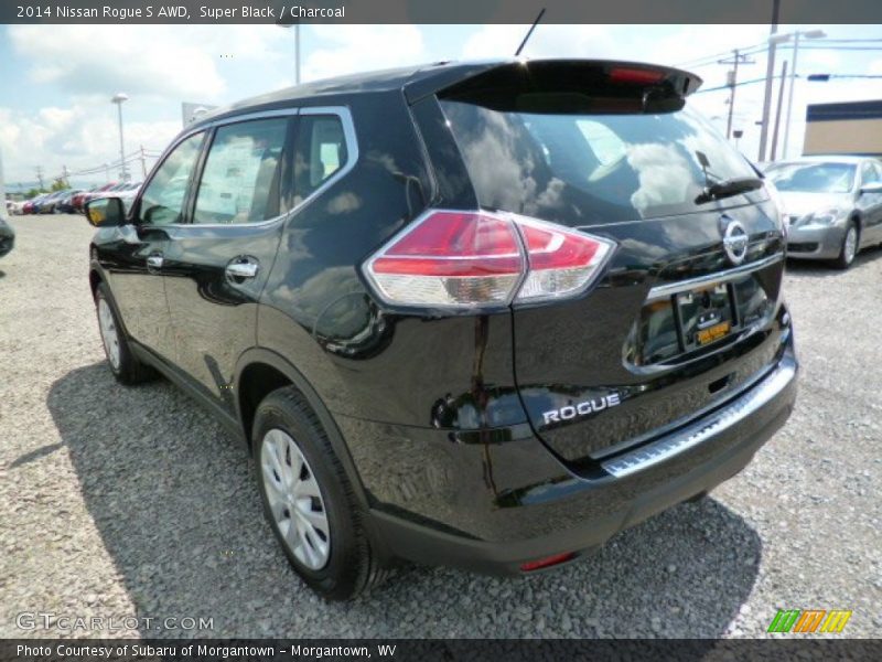 Super Black / Charcoal 2014 Nissan Rogue S AWD