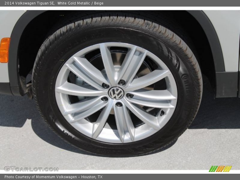 White Gold Metallic / Beige 2014 Volkswagen Tiguan SE