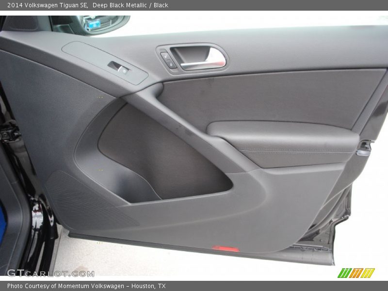 Deep Black Metallic / Black 2014 Volkswagen Tiguan SE