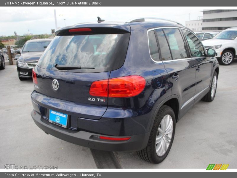 Night Blue Metallic / Black 2014 Volkswagen Tiguan SE