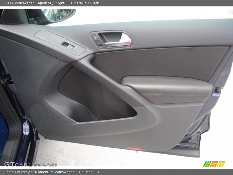 Night Blue Metallic / Black 2014 Volkswagen Tiguan SE