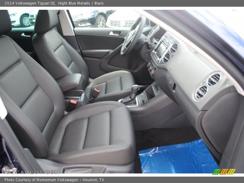 Night Blue Metallic / Black 2014 Volkswagen Tiguan SE