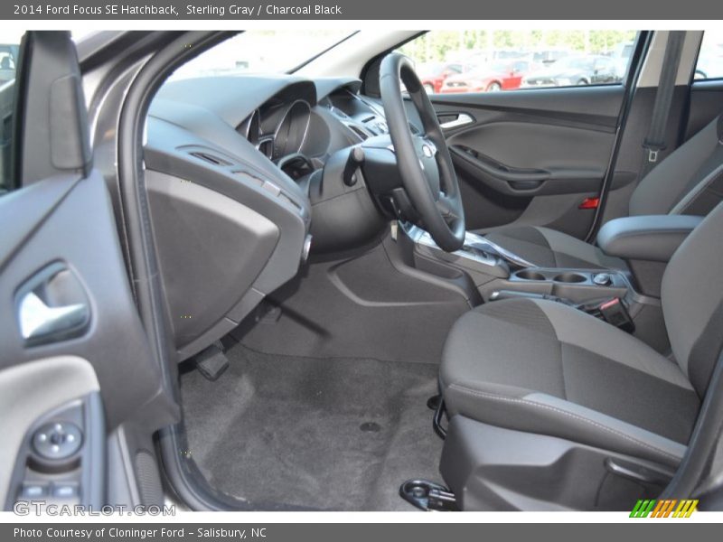 Sterling Gray / Charcoal Black 2014 Ford Focus SE Hatchback