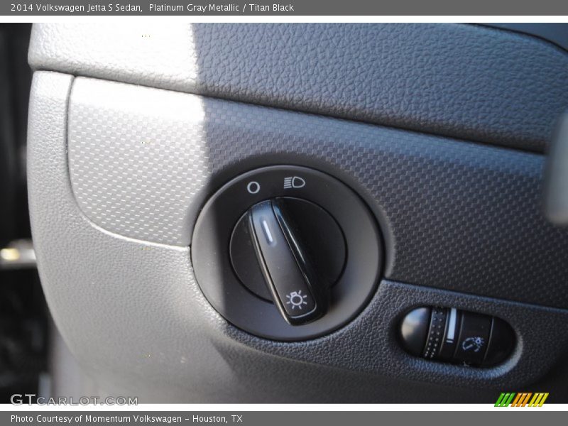Platinum Gray Metallic / Titan Black 2014 Volkswagen Jetta S Sedan