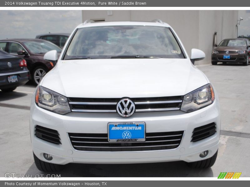 Pure White / Saddle Brown 2014 Volkswagen Touareg TDI Executive 4Motion