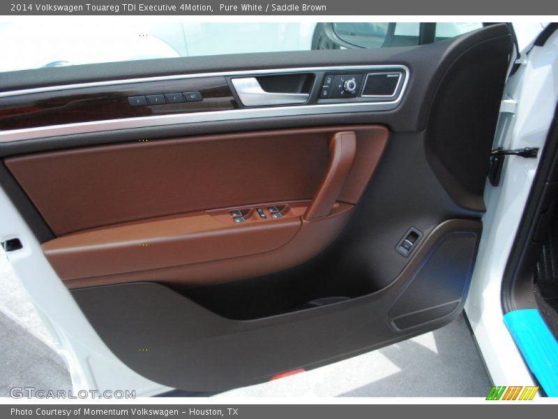 Pure White / Saddle Brown 2014 Volkswagen Touareg TDI Executive 4Motion