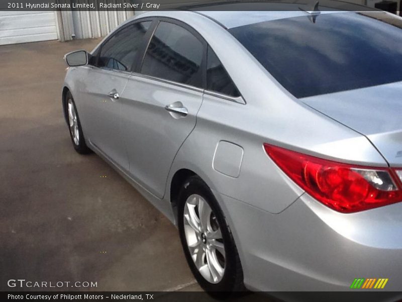 Radiant Silver / Gray 2011 Hyundai Sonata Limited