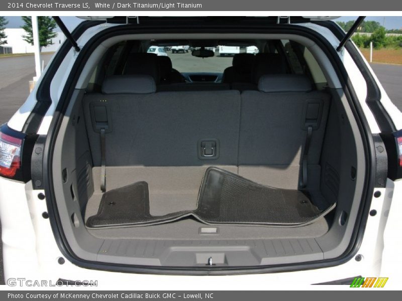 White / Dark Titanium/Light Titanium 2014 Chevrolet Traverse LS