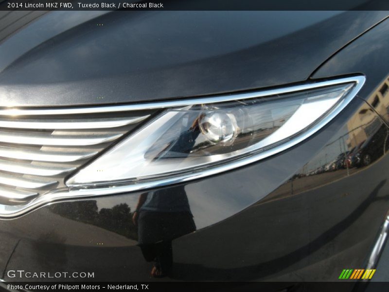 Tuxedo Black / Charcoal Black 2014 Lincoln MKZ FWD