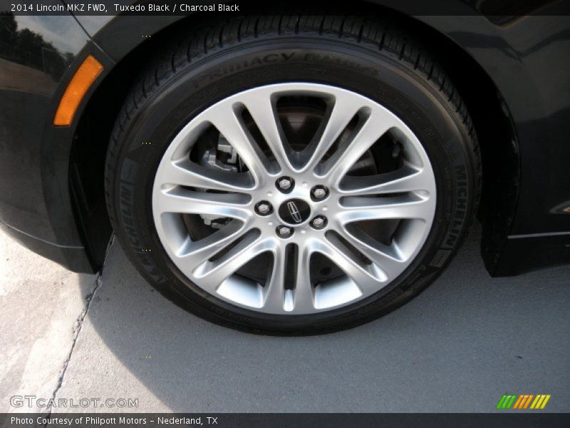 Tuxedo Black / Charcoal Black 2014 Lincoln MKZ FWD