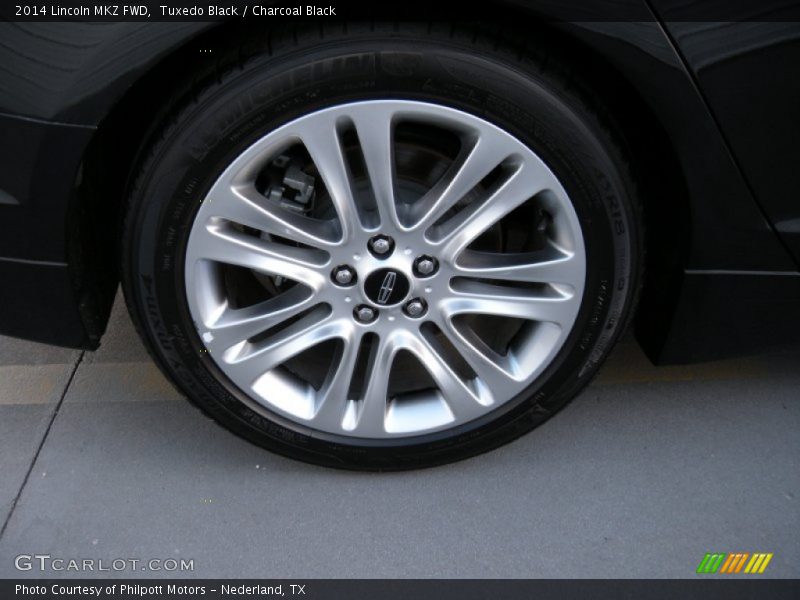 Tuxedo Black / Charcoal Black 2014 Lincoln MKZ FWD