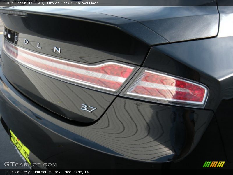 Tuxedo Black / Charcoal Black 2014 Lincoln MKZ FWD
