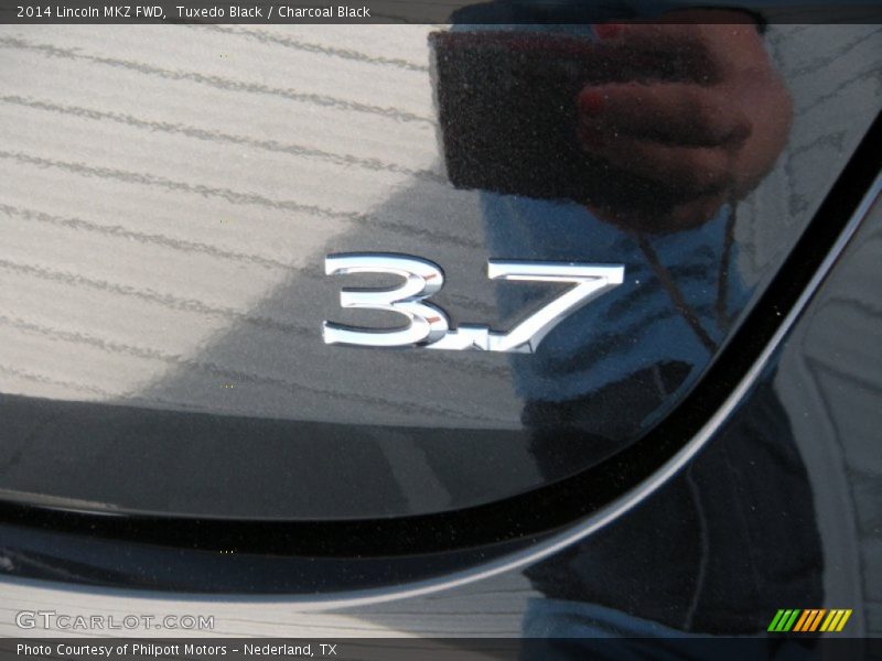 Tuxedo Black / Charcoal Black 2014 Lincoln MKZ FWD