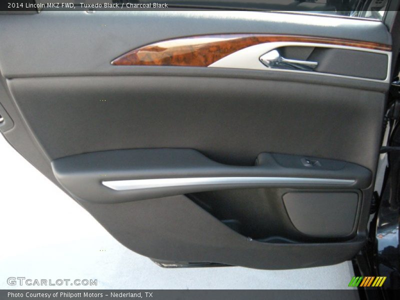 Tuxedo Black / Charcoal Black 2014 Lincoln MKZ FWD
