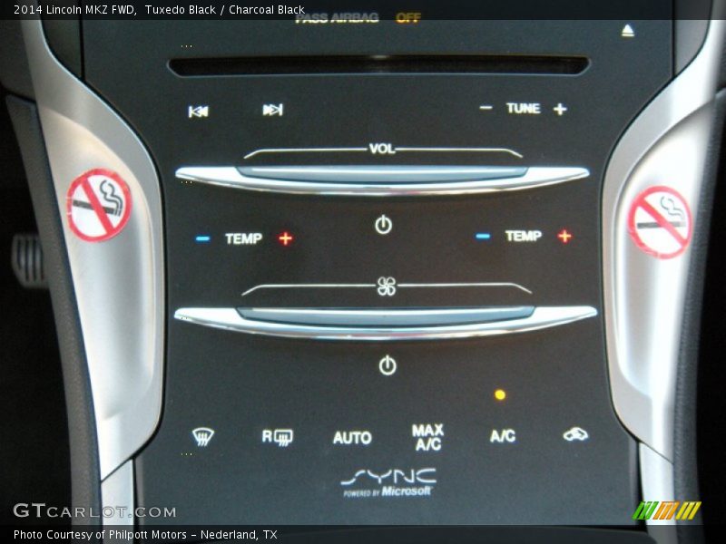 Tuxedo Black / Charcoal Black 2014 Lincoln MKZ FWD