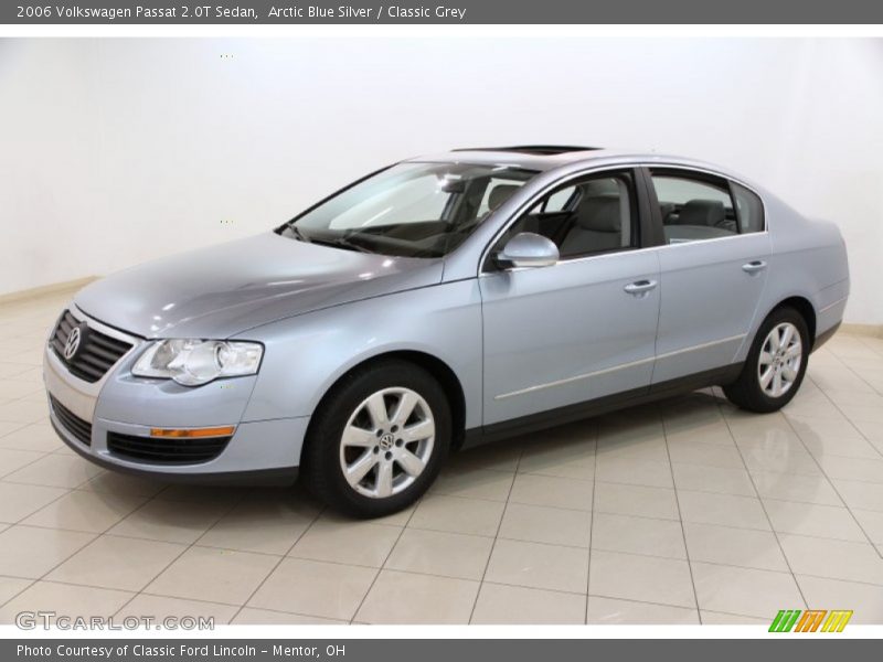 Front 3/4 View of 2006 Passat 2.0T Sedan