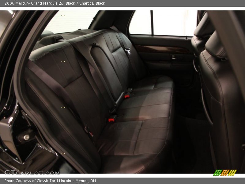 Black / Charcoal Black 2006 Mercury Grand Marquis LS