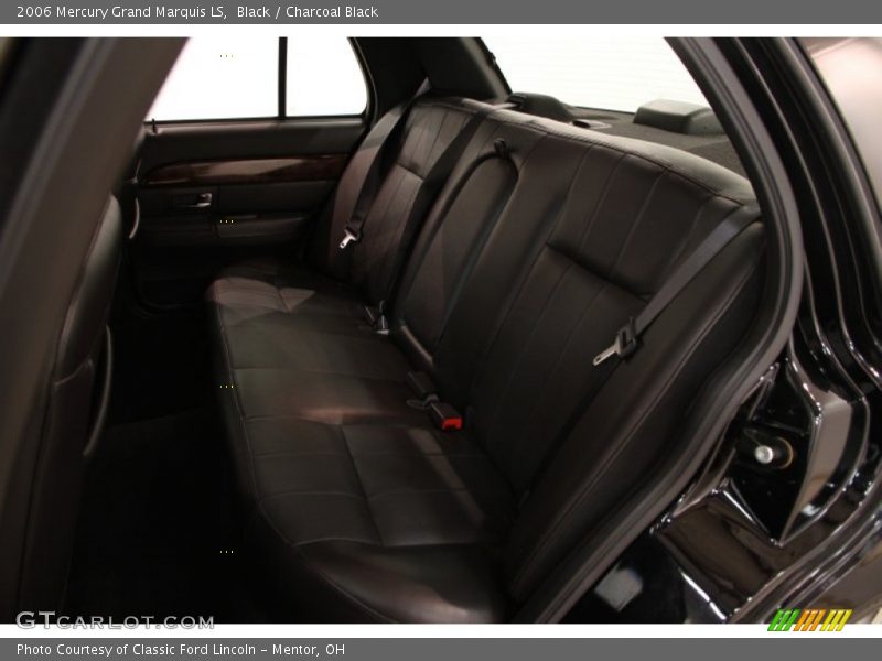 Black / Charcoal Black 2006 Mercury Grand Marquis LS