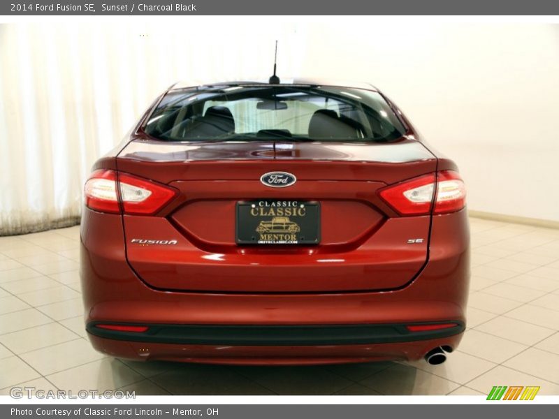 Sunset / Charcoal Black 2014 Ford Fusion SE