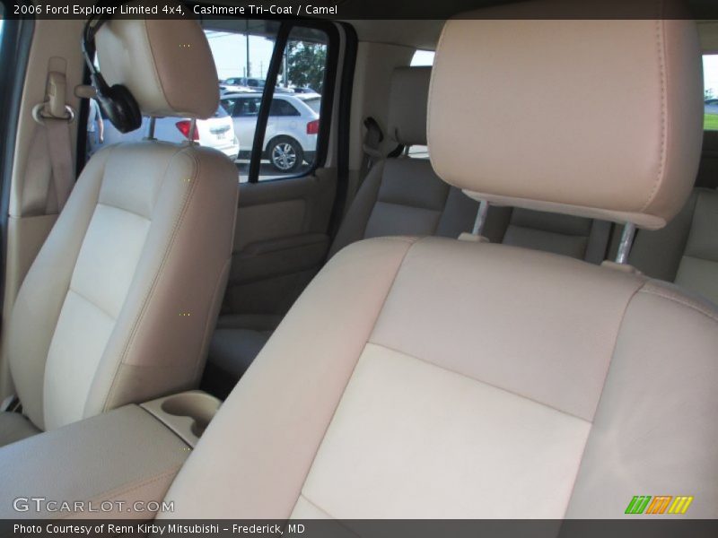 Cashmere Tri-Coat / Camel 2006 Ford Explorer Limited 4x4