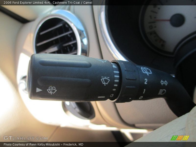 Cashmere Tri-Coat / Camel 2006 Ford Explorer Limited 4x4