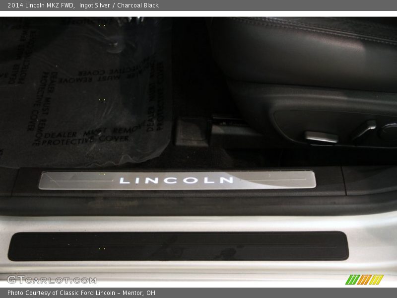 Ingot Silver / Charcoal Black 2014 Lincoln MKZ FWD
