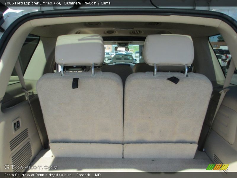 Cashmere Tri-Coat / Camel 2006 Ford Explorer Limited 4x4