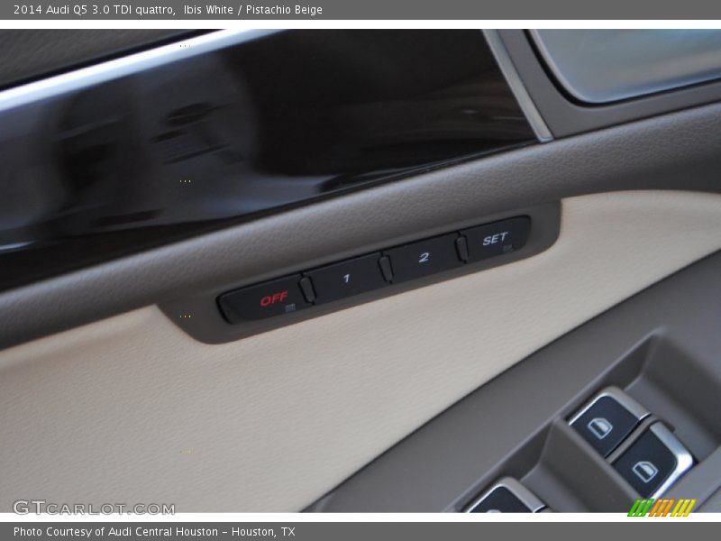 Ibis White / Pistachio Beige 2014 Audi Q5 3.0 TDI quattro