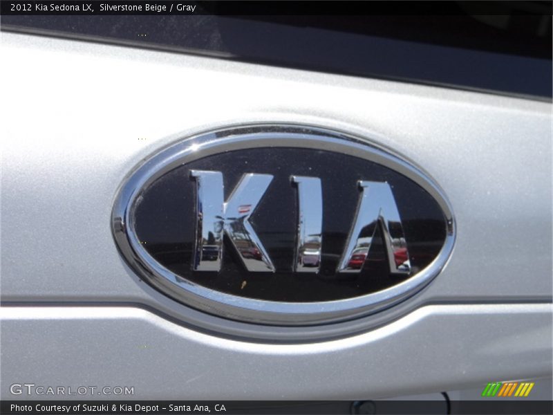 Silverstone Beige / Gray 2012 Kia Sedona LX