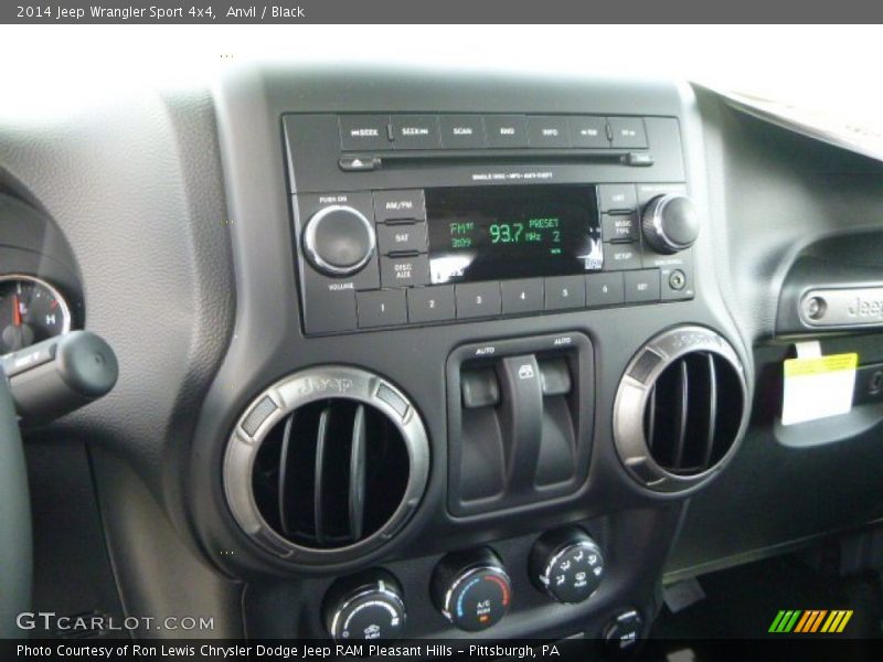 Anvil / Black 2014 Jeep Wrangler Sport 4x4