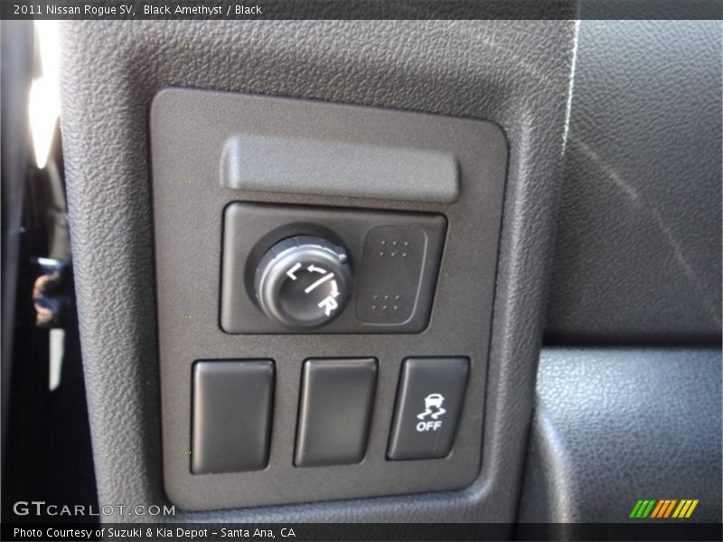 Black Amethyst / Black 2011 Nissan Rogue SV