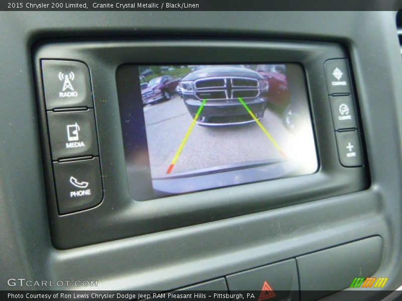 Granite Crystal Metallic / Black/Linen 2015 Chrysler 200 Limited