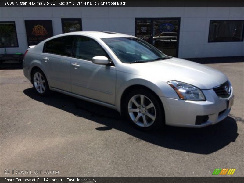 Radiant Silver Metallic / Charcoal Black 2008 Nissan Maxima 3.5 SE