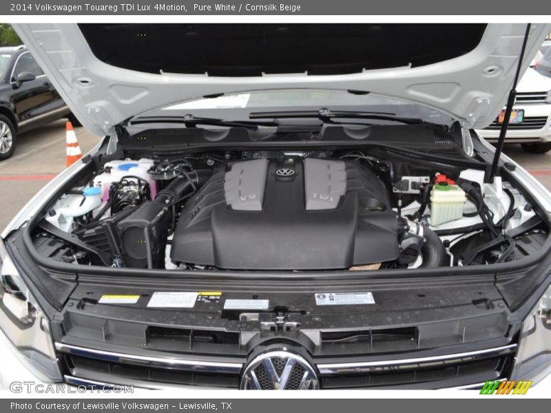 Pure White / Cornsilk Beige 2014 Volkswagen Touareg TDI Lux 4Motion
