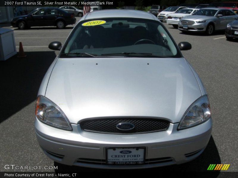 Silver Frost Metallic / Medium/Dark Flint 2007 Ford Taurus SE