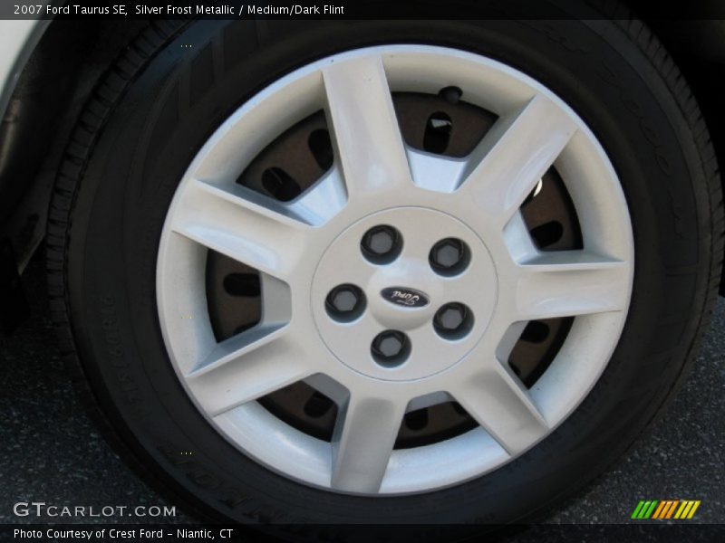 Silver Frost Metallic / Medium/Dark Flint 2007 Ford Taurus SE