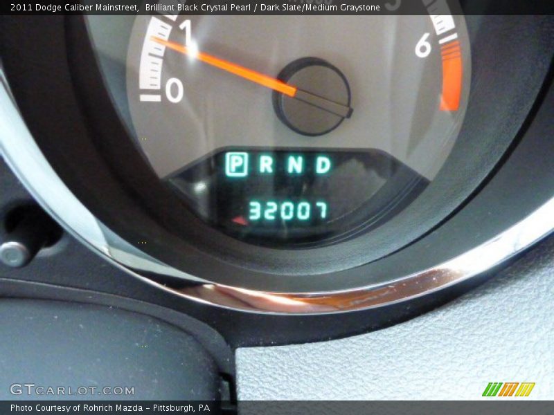 Brilliant Black Crystal Pearl / Dark Slate/Medium Graystone 2011 Dodge Caliber Mainstreet