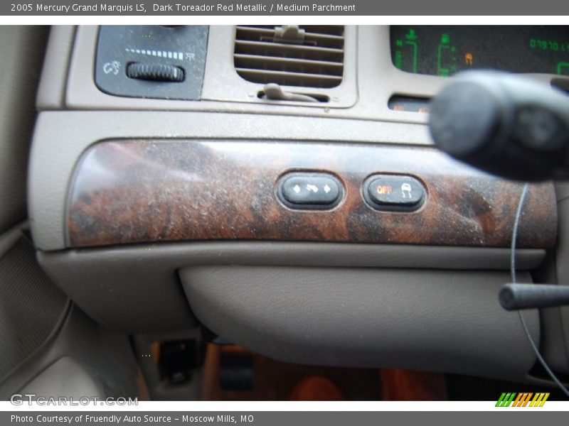 Dark Toreador Red Metallic / Medium Parchment 2005 Mercury Grand Marquis LS