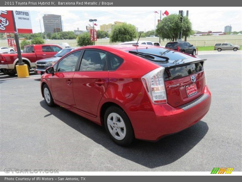 Barcelona Red Metallic / Bisque 2011 Toyota Prius Hybrid IV