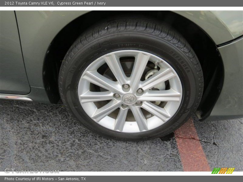 Cypress Green Pearl / Ivory 2012 Toyota Camry XLE V6