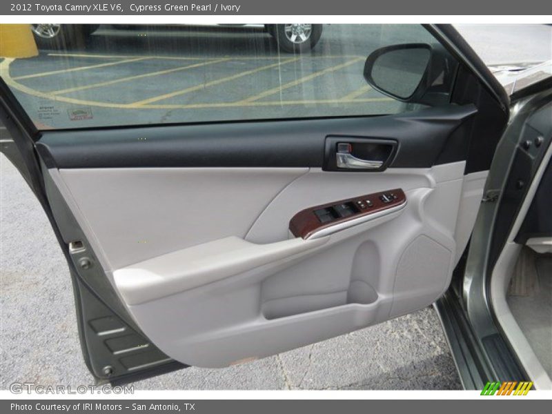 Cypress Green Pearl / Ivory 2012 Toyota Camry XLE V6
