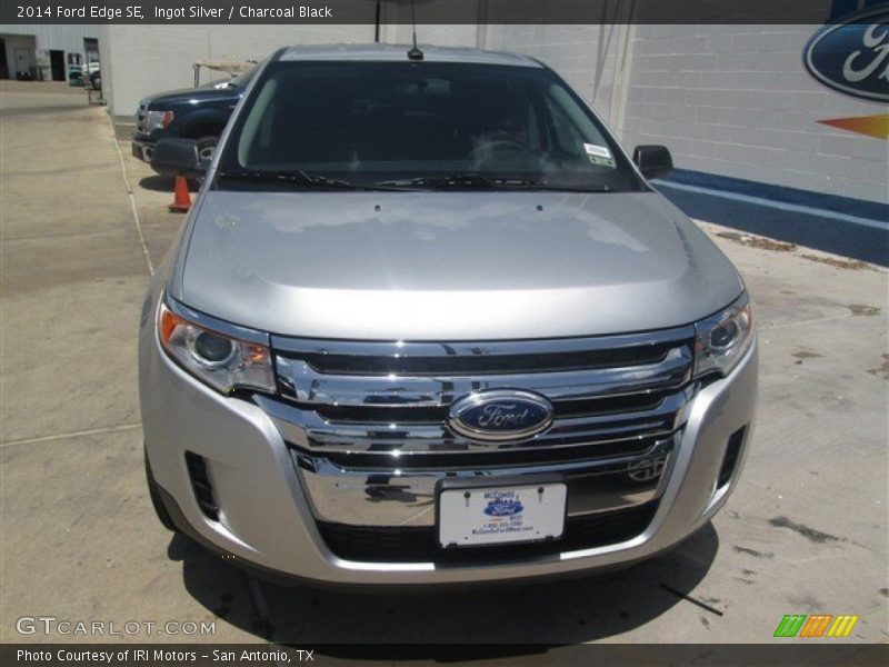 Ingot Silver / Charcoal Black 2014 Ford Edge SE