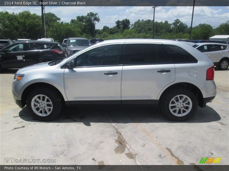 Ingot Silver / Charcoal Black 2014 Ford Edge SE