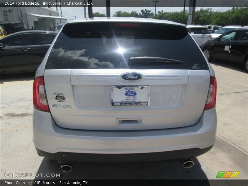 Ingot Silver / Charcoal Black 2014 Ford Edge SE