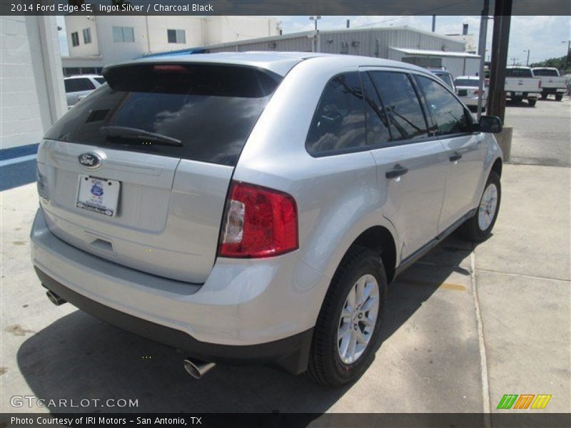 Ingot Silver / Charcoal Black 2014 Ford Edge SE