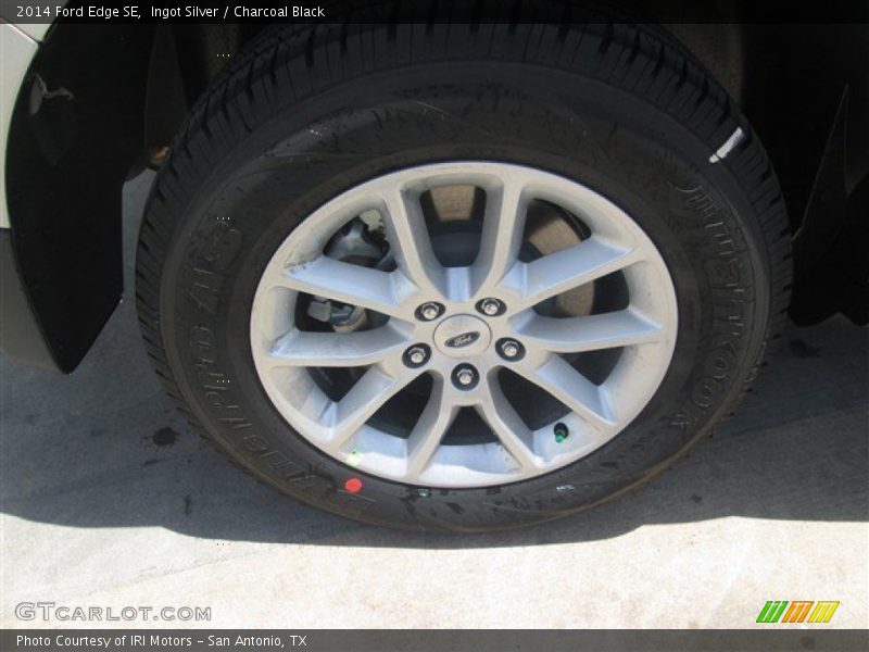 Ingot Silver / Charcoal Black 2014 Ford Edge SE
